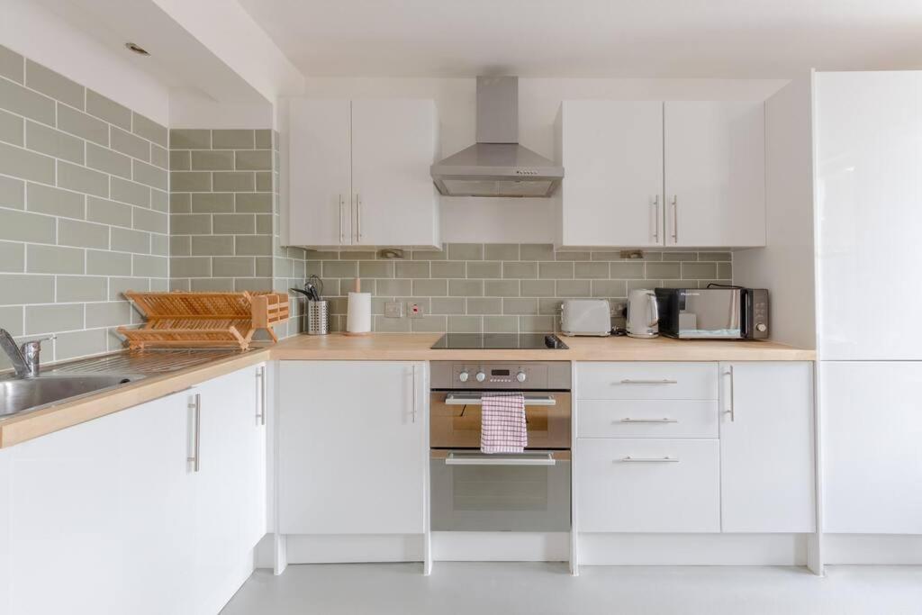 Apartment Modern 1bd Flat - 15 Min Walk To Bridge