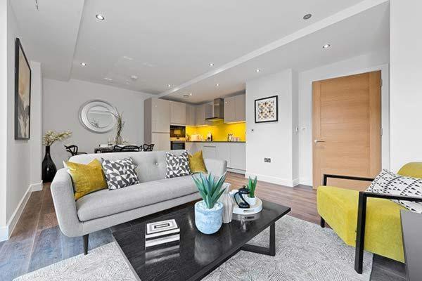 The Wentworth - Sleeps 4 Apartment London