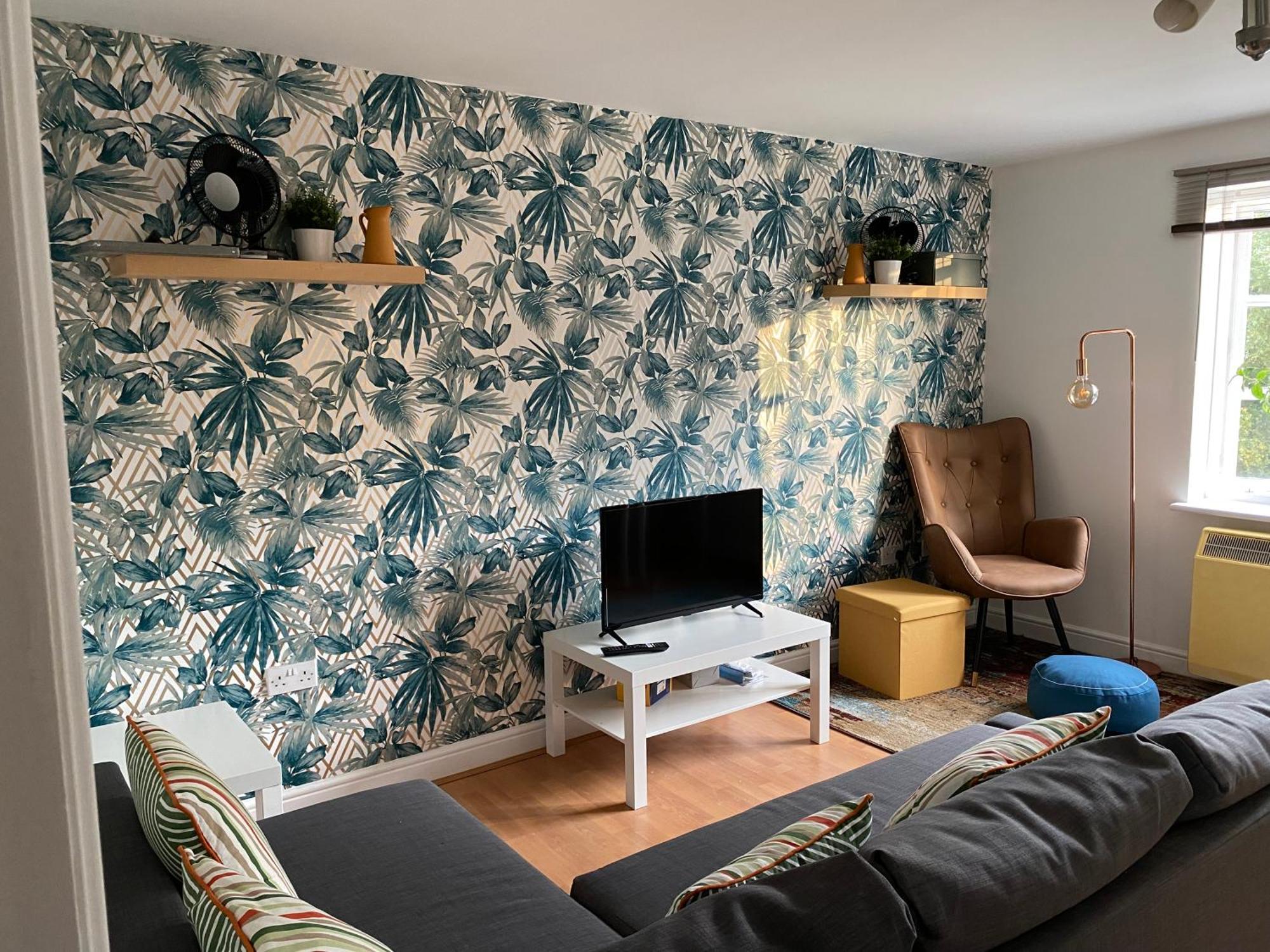 Canal-flat Near Stratford International Station * London