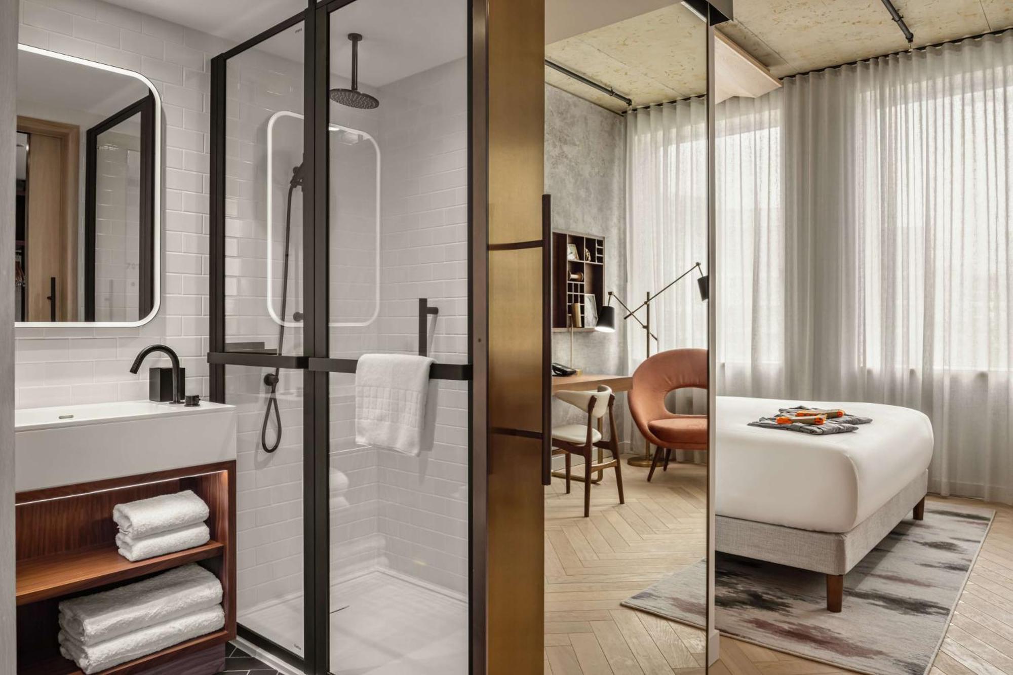 Hotel Canopy By Hilton 4*