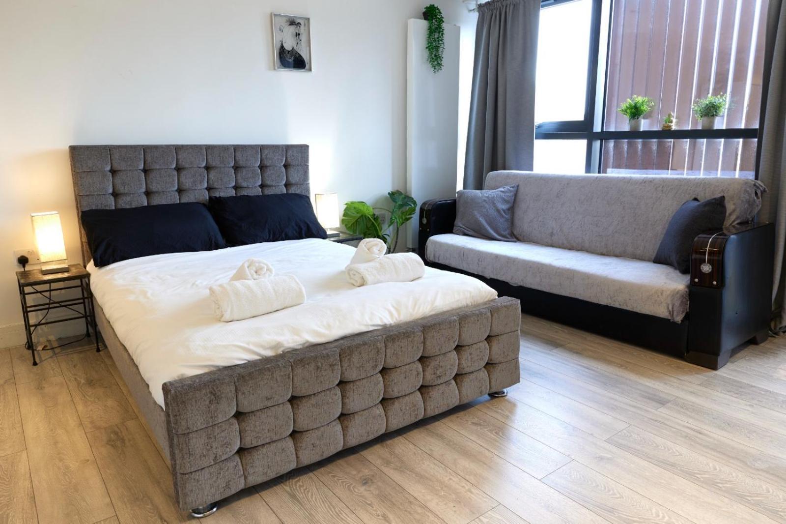 Wonderful In The Trendy Brick Lane Apartment *