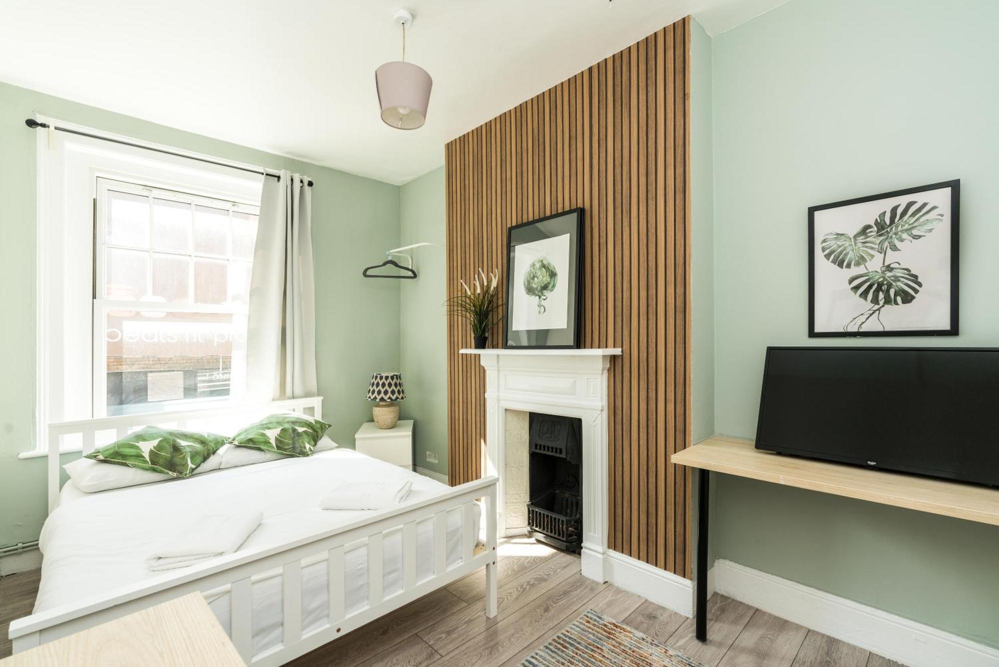 Lv2 Shoreditch-bricklane-convenient-central-liverpoolstreet London