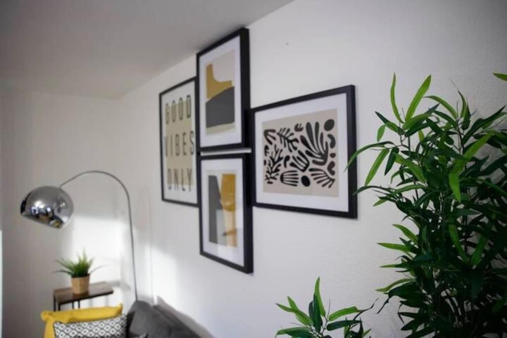 2 Bed Flat With Easy Access To Excel, Central London, City Airport, O2 London