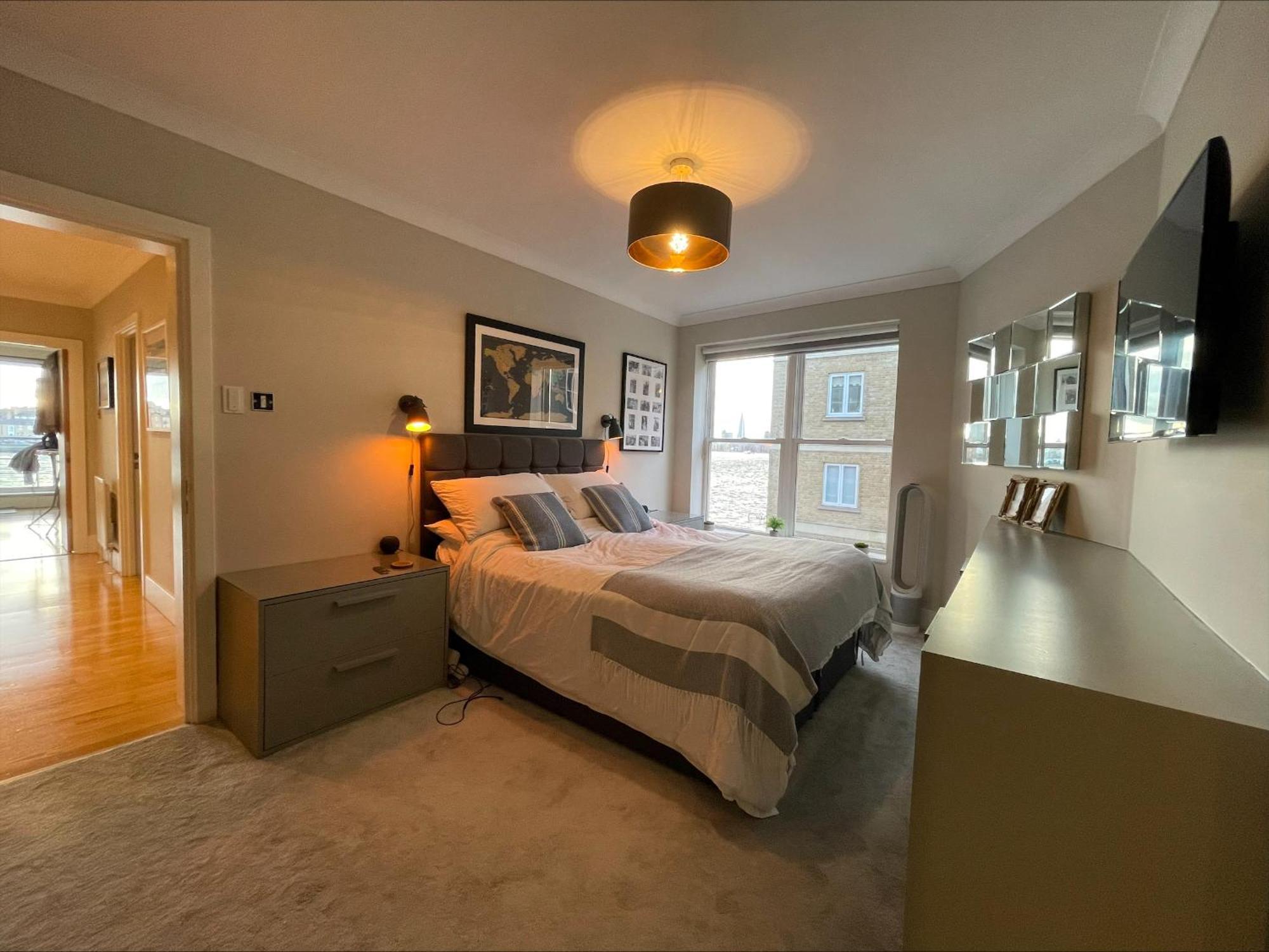Superb Central London Riverside Flat With Balcony In Limehouse Apartamento