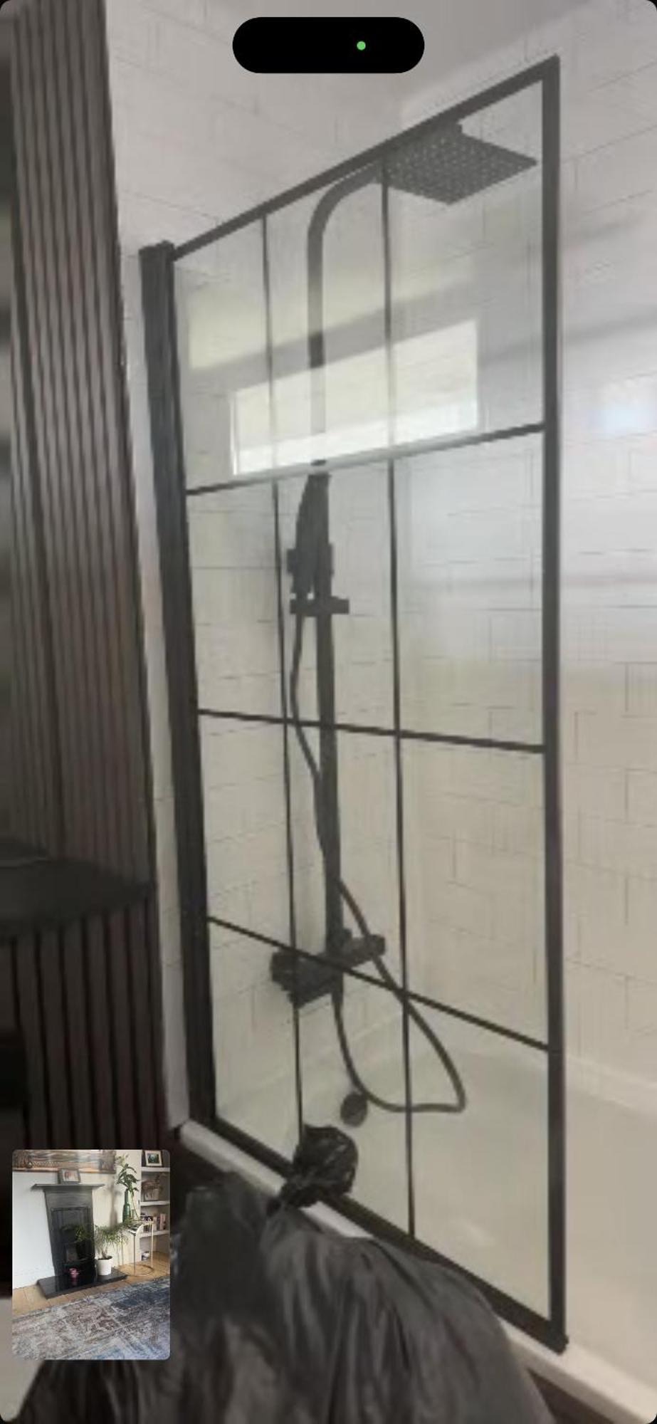 Apartment Tower Bridge, Boutique, Shad Thames Butlers Wharf Secure Parking , Balcony View Of Shard, Luxury With Van Parking Upto 4 Vans Ideal For Builders Shopfitters Secure Cctv *