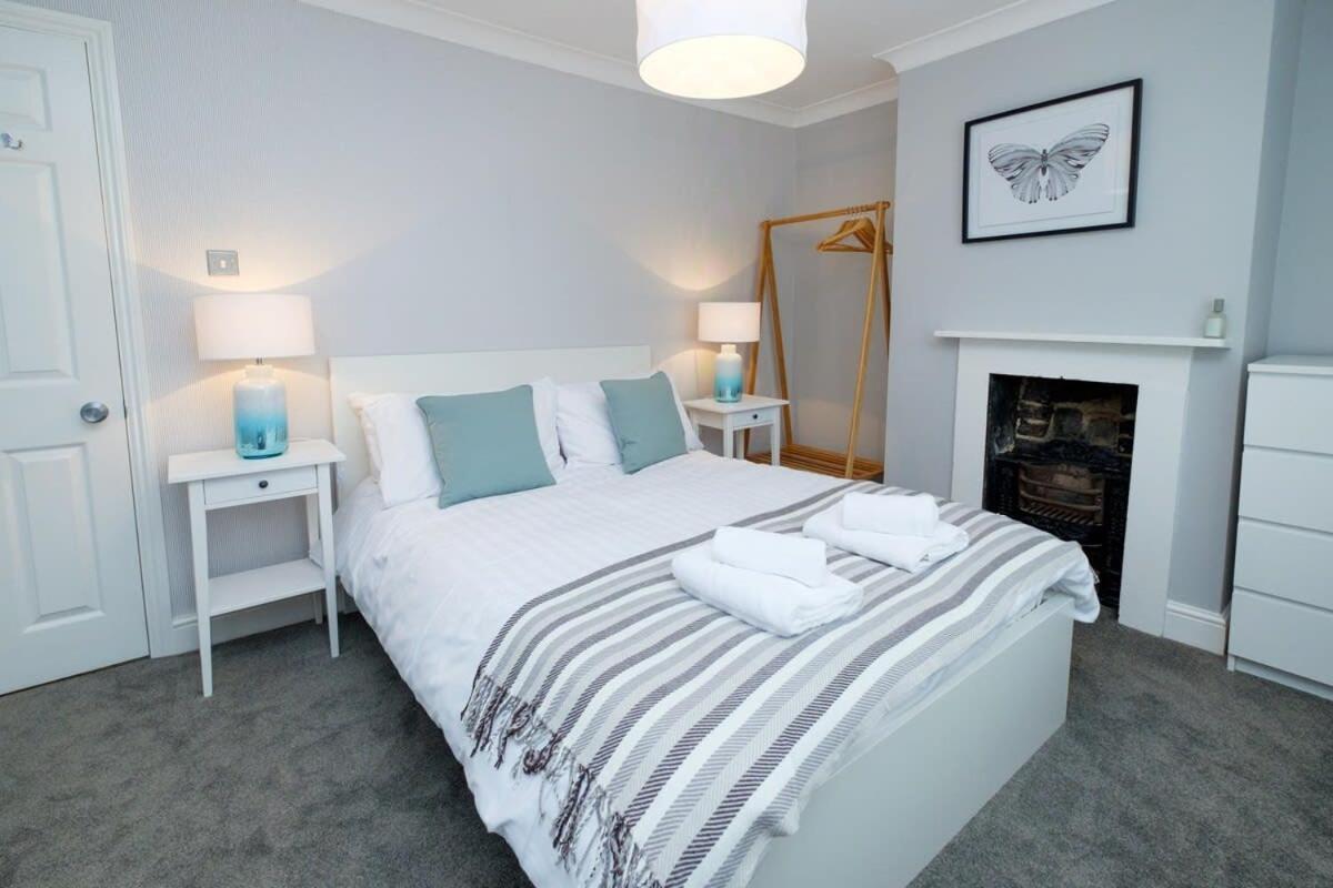 Holiday home Contemporary House Garden Near Park & Thames *