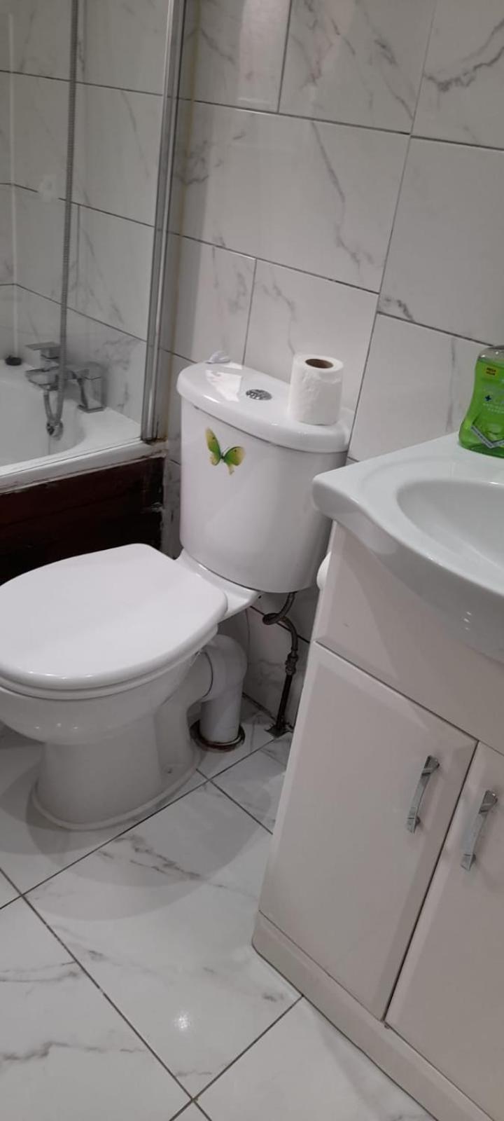 Comfy Fenia Homestay