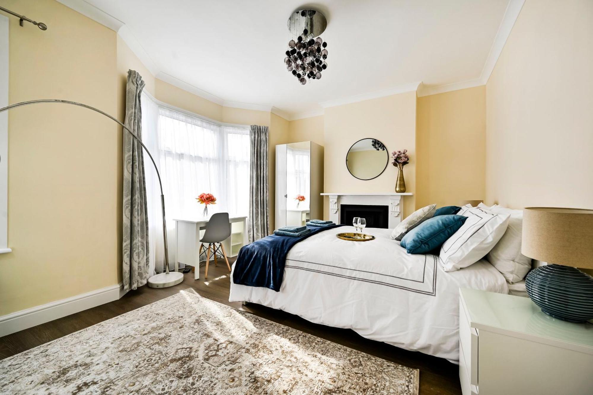 A Two Bedroom A Stride Away From Meridian Greenwich * London
