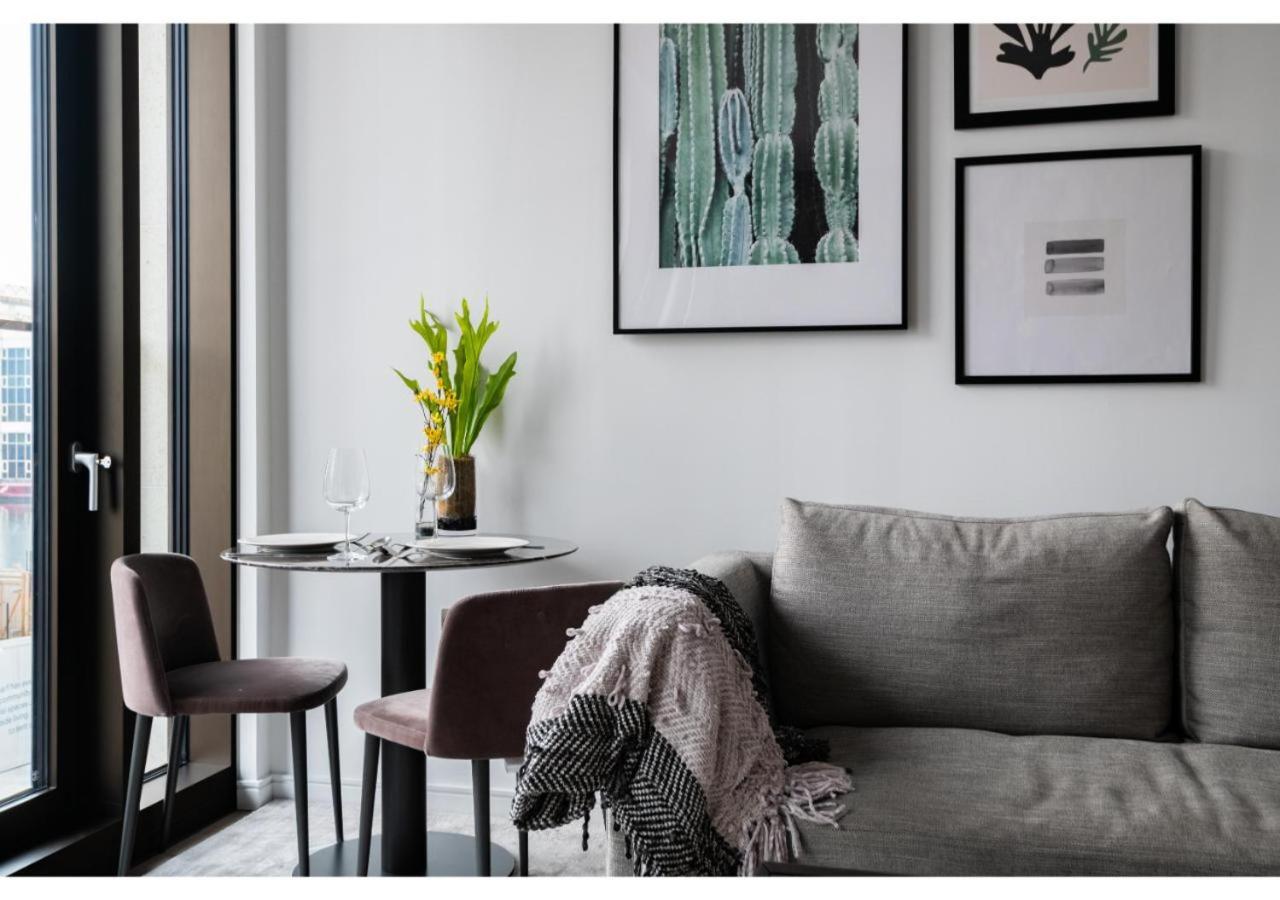Apartment Elegant And Modern In Canary Wharf Right Next To Thames *