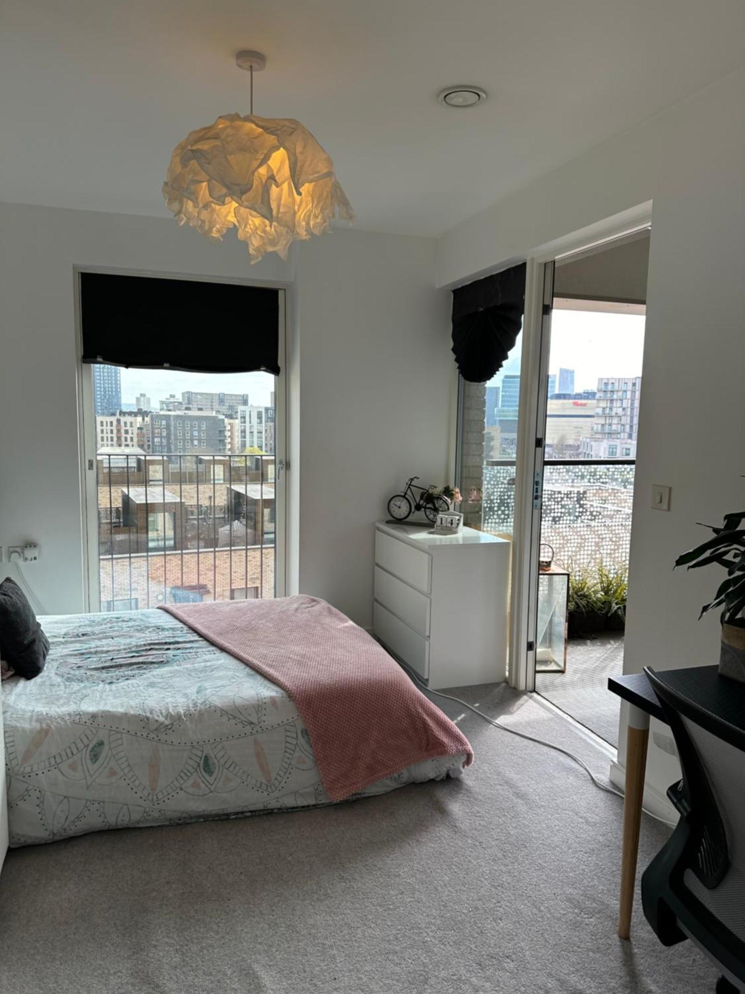 Luxury 3 Bedroom Flat In Stratford, Apartamento Londres
