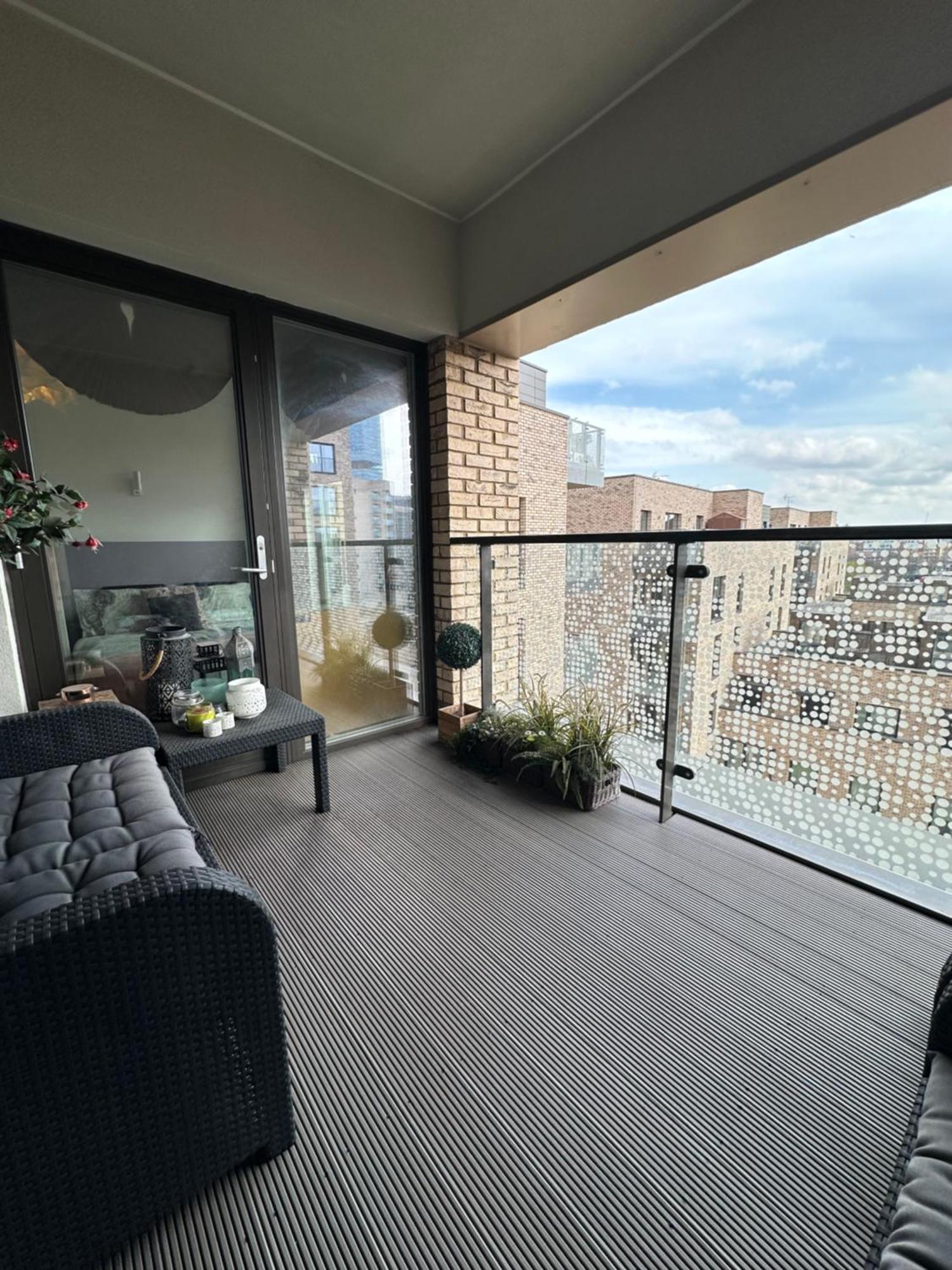 Luxury 3 Bedroom Flat In Stratford, Apartamento *