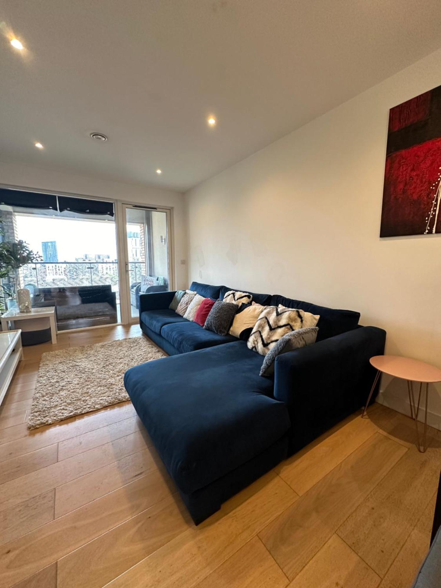 Luxury 3 Bedroom Flat In Stratford, Apartamento