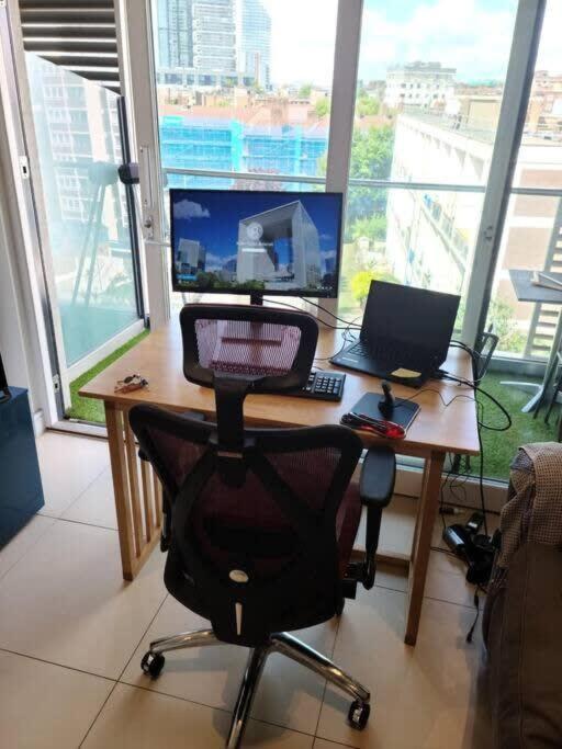 Apartment 1 Bedroom Penthouse Flat In East