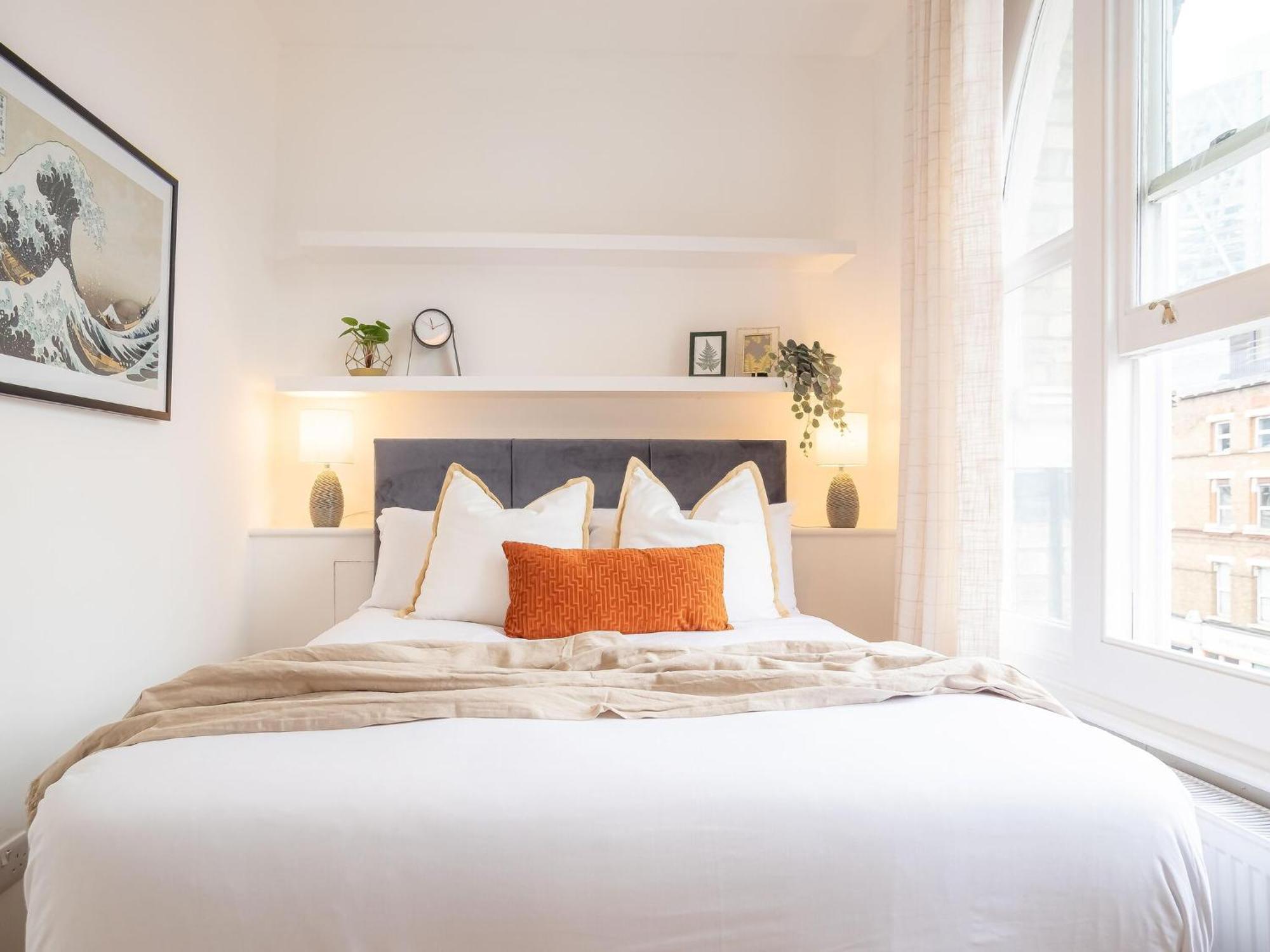 Three Bed With City View Shoreditch Perfect For Business Corporate By Belvilla Apartment