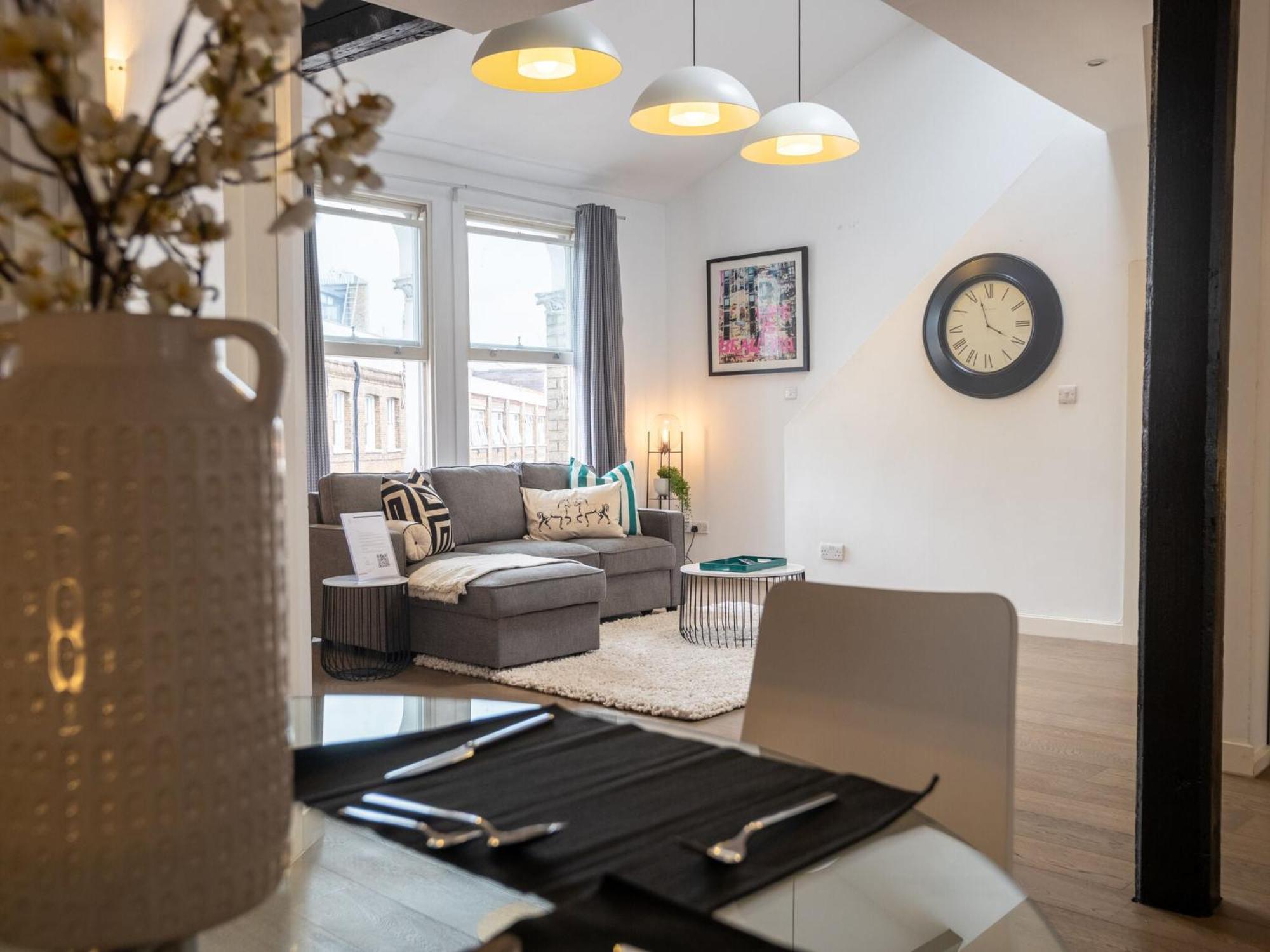 Apartment Three Bed With City View Shoreditch Perfect For Business Corporate By Belvilla *