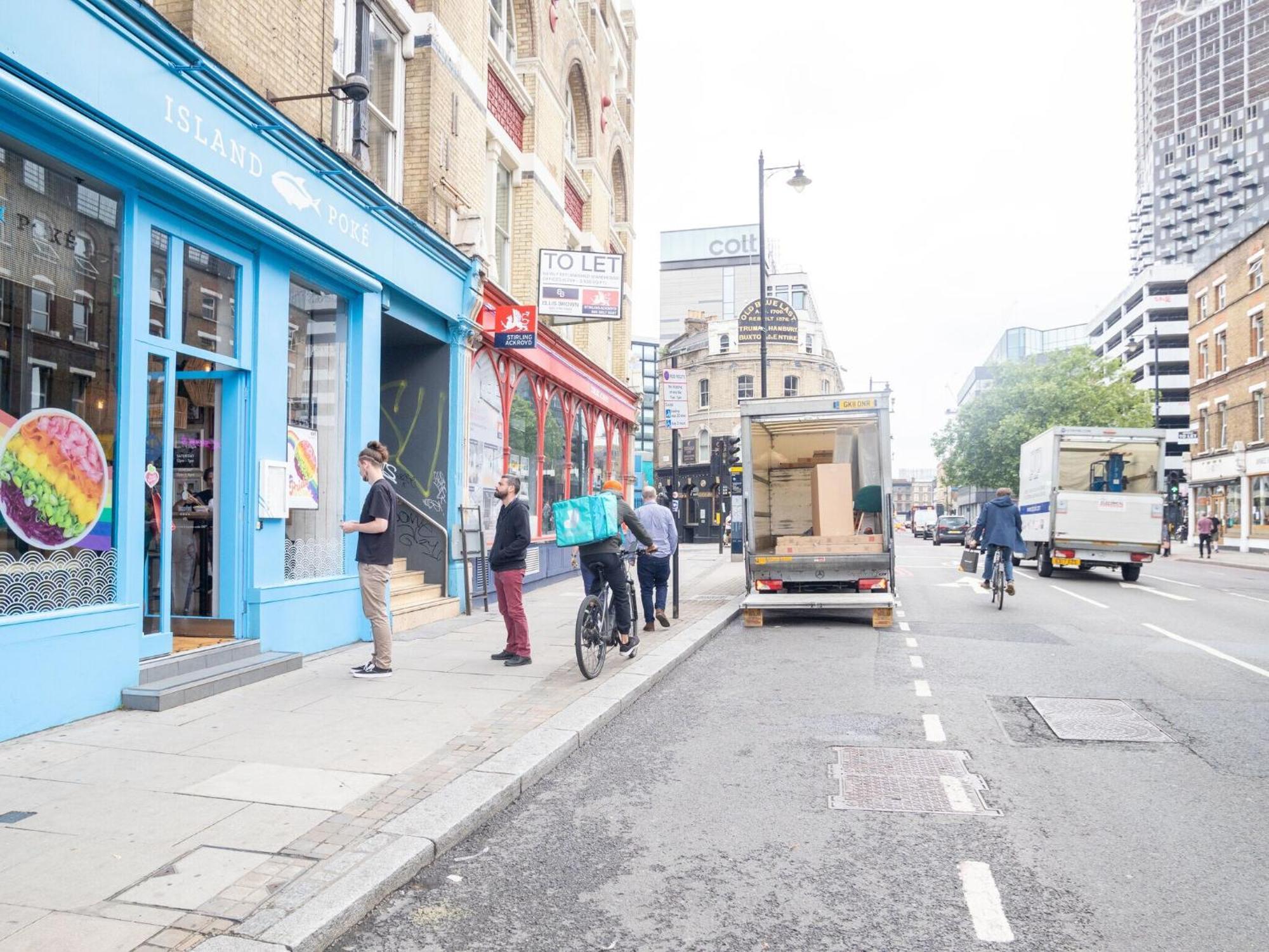 Three Bed With City View Shoreditch Perfect For Business Corporate By Belvilla * London