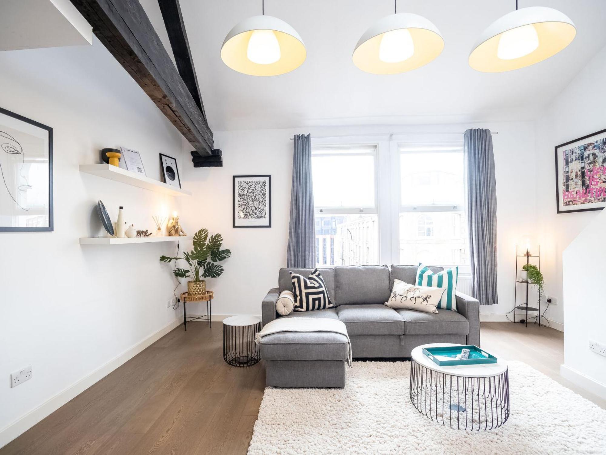 Three Bed With City View Shoreditch Perfect For Business Corporate By Belvilla Apartment