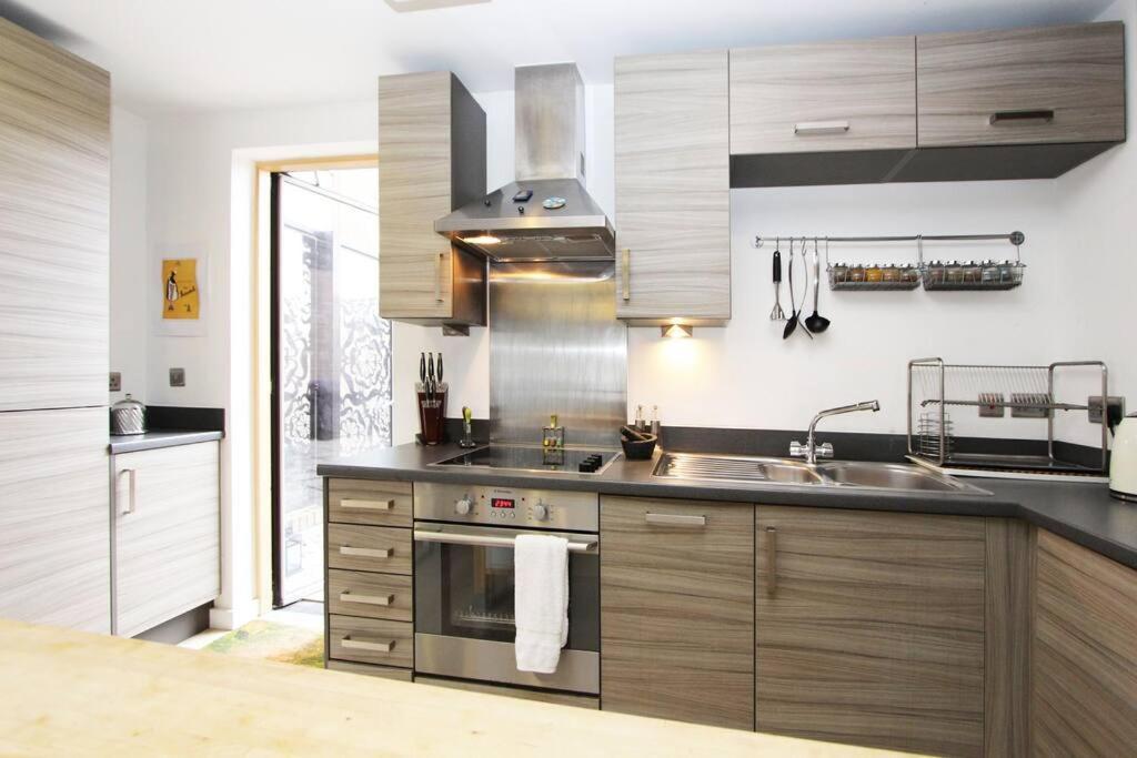 Apartment Designer In The Heart Of Shoreditch London