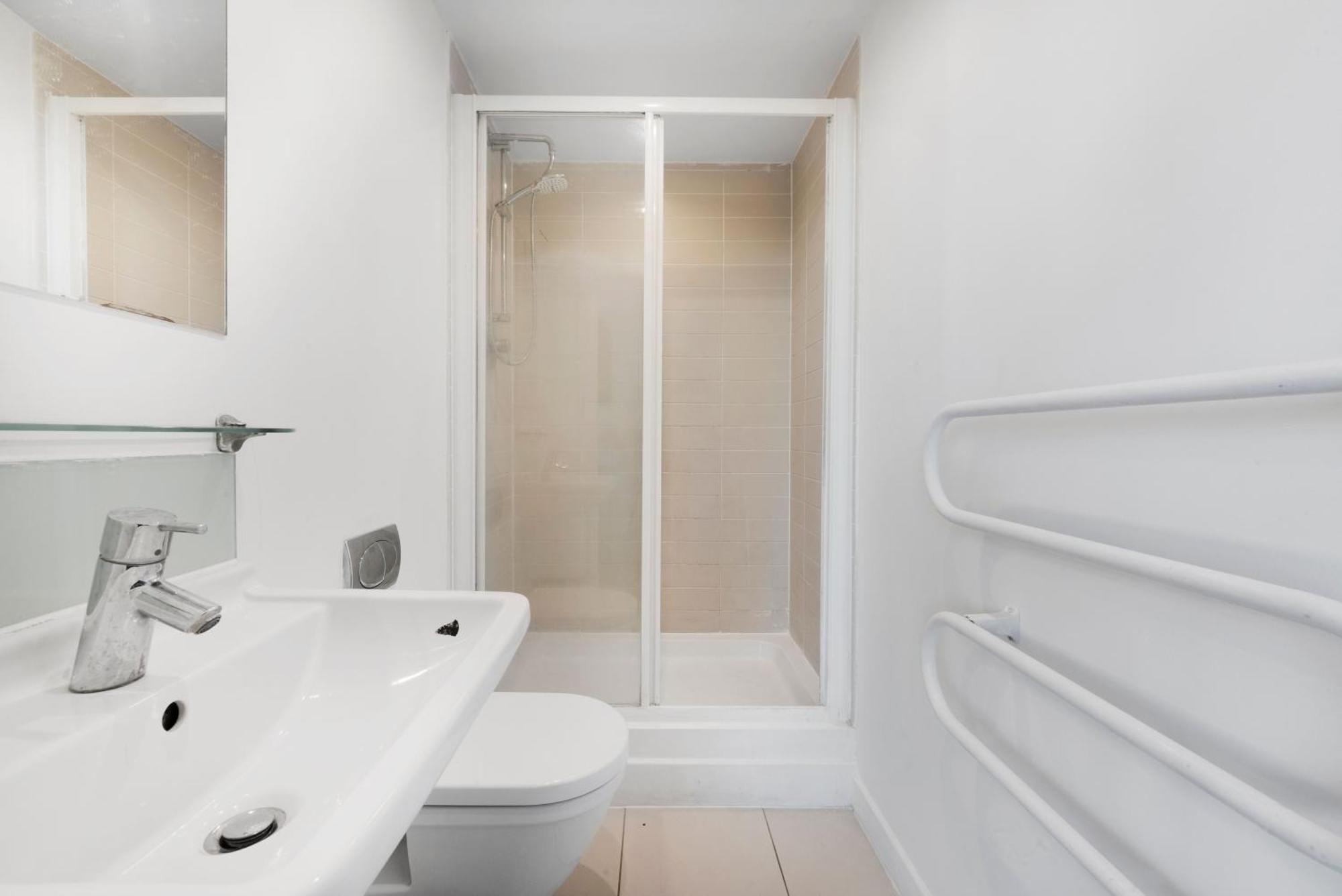 Penthouse W/ Hot Tub Near Stratford, Westfield London