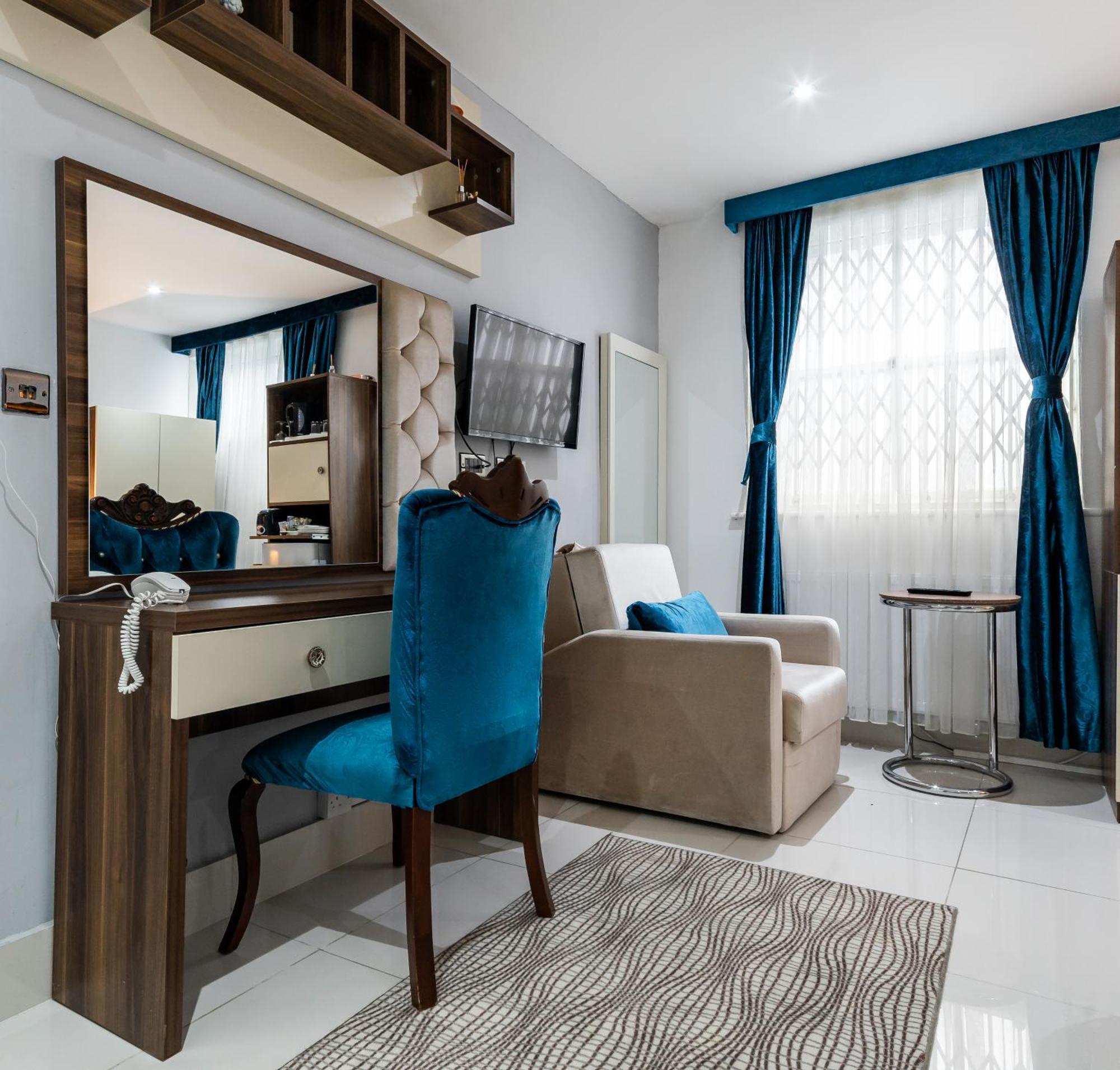 Vilenza Hotel