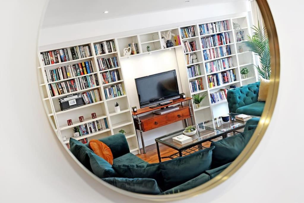 Apartamento Spacious 2-bed Short Term & Flexible Renting Canary Wharf! *