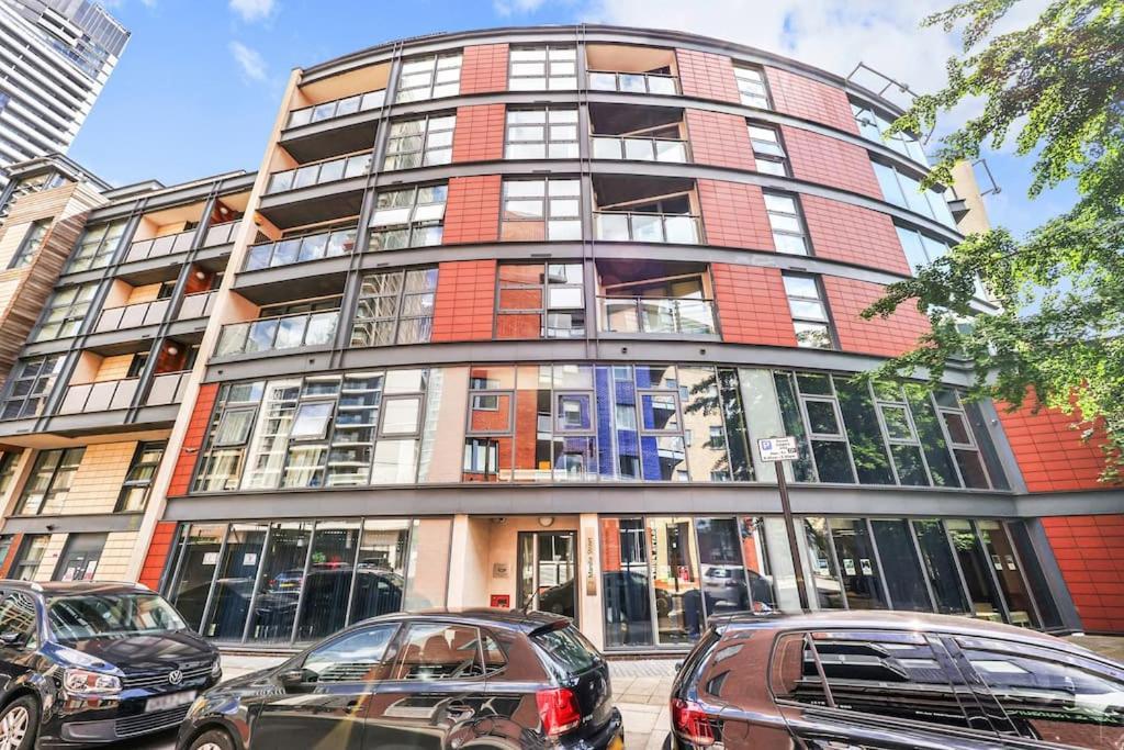 Apartamento Spacious 2-bed Short Term & Flexible Renting Canary Wharf! *