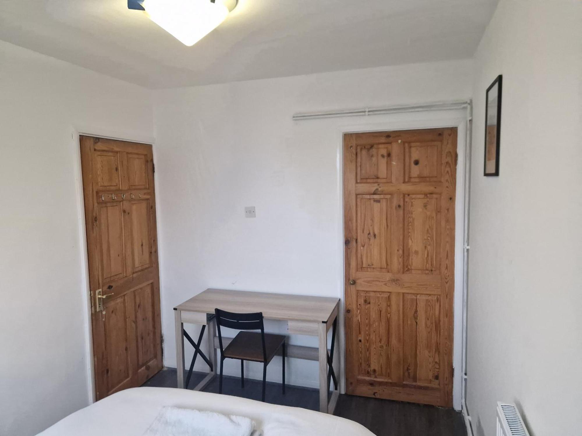 Apartment A Lovely Two Bedrooms Flat London