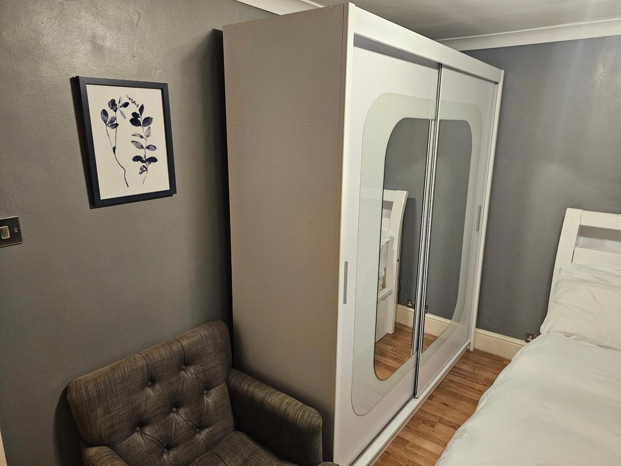 Umbrella Excel Homestay *