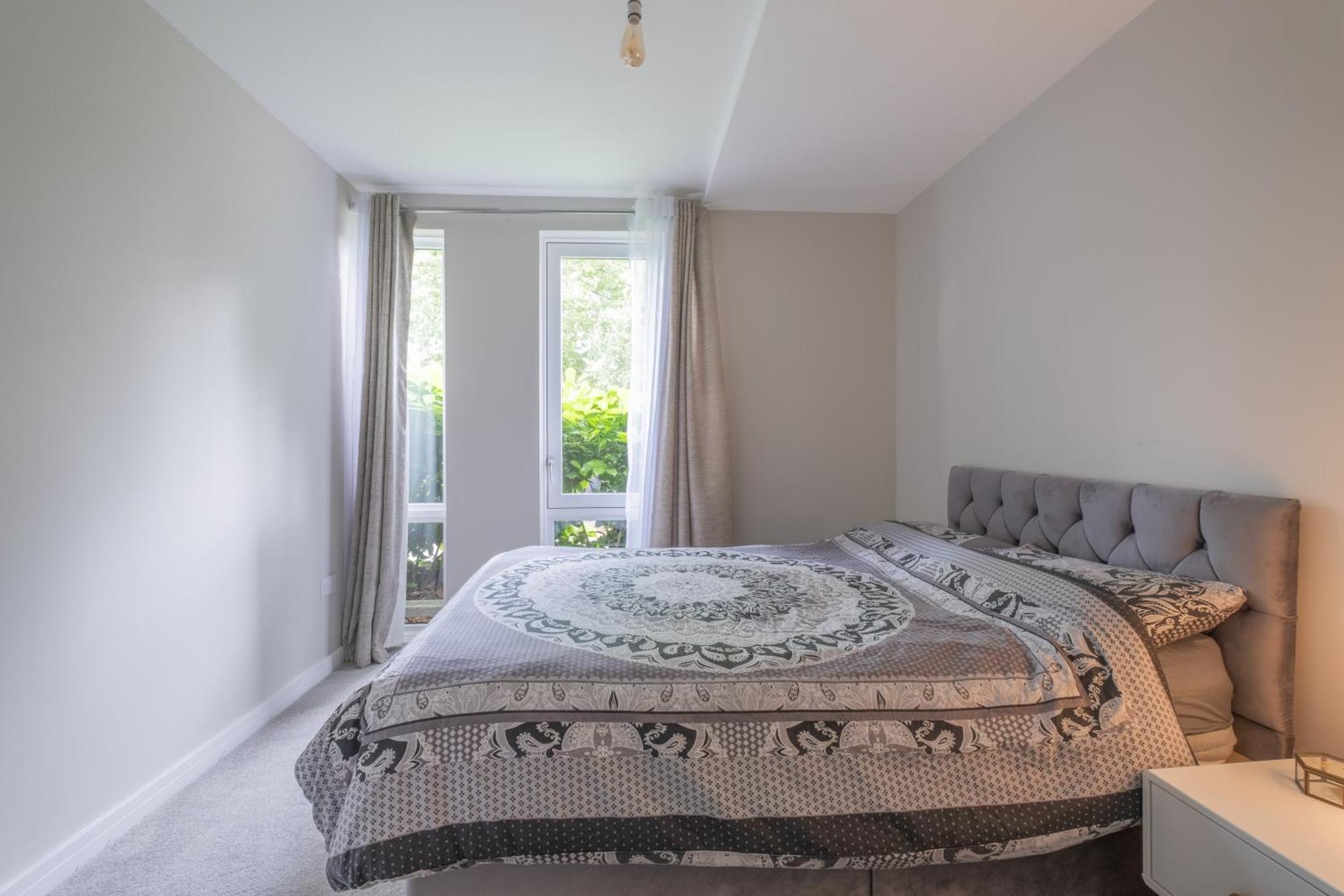 Brand New Flat With Car Park Apartamento Londres