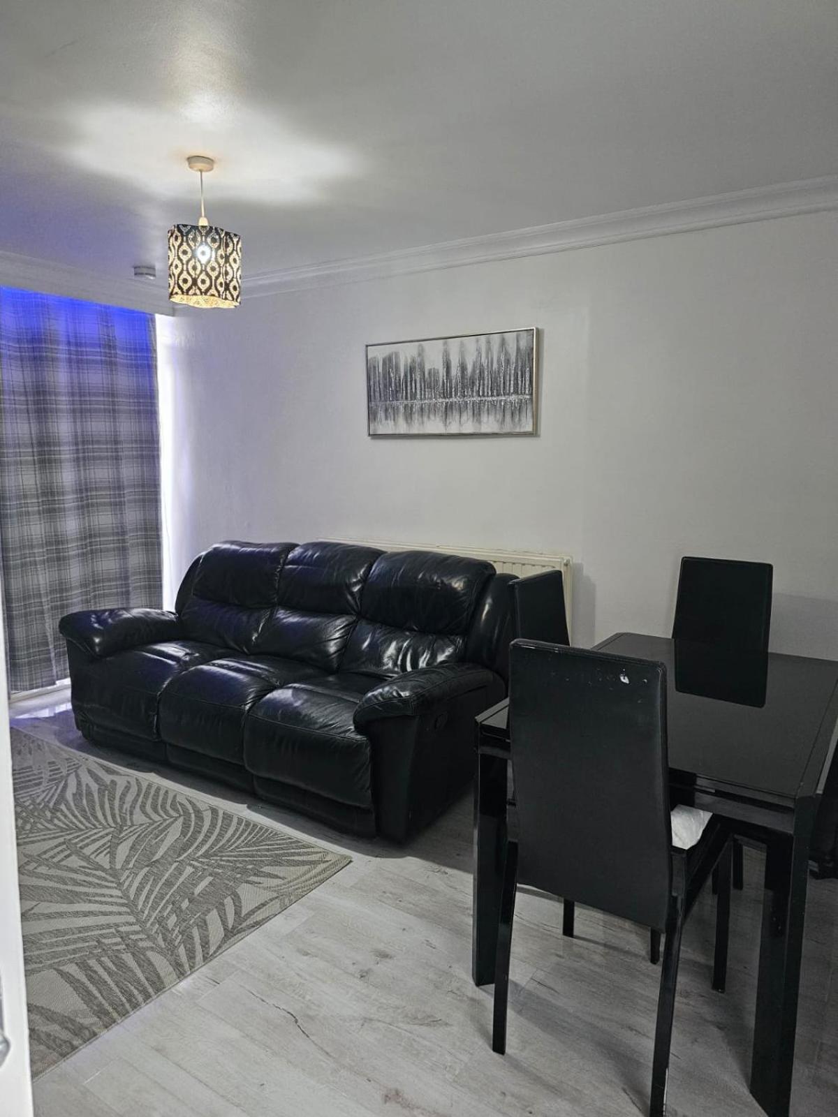 Holiday Apartment *