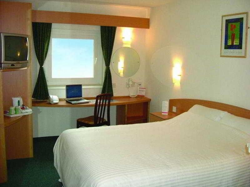 Ibis Styles Excel London