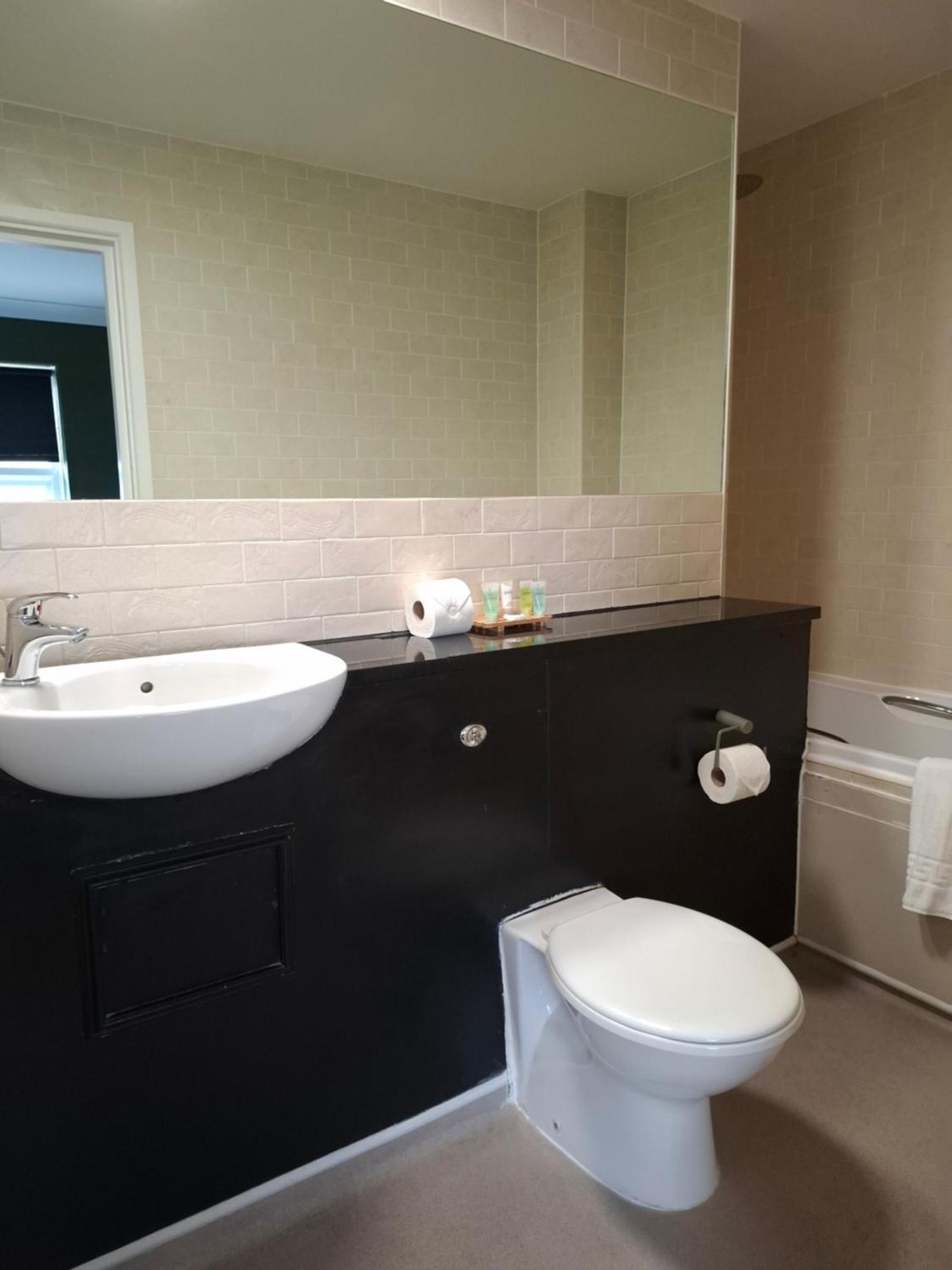 Hotel Old Ship Hackney 4*