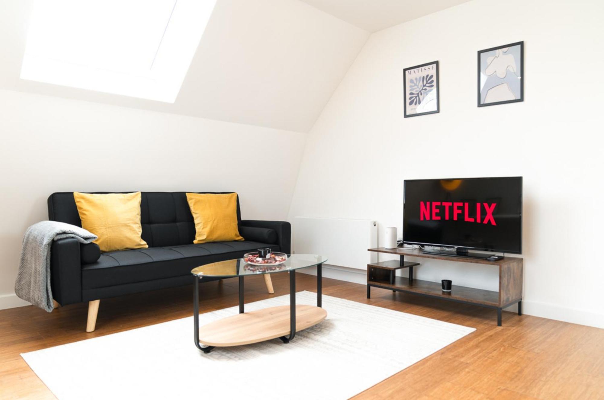 Apartment Two Bedroom At Buonomo Short Lets & Serviced London