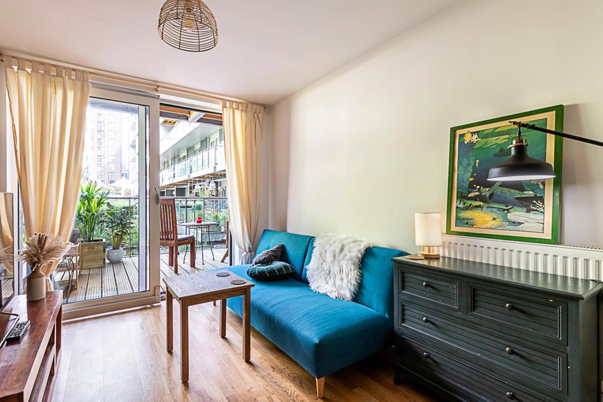 Terrace Apartment *