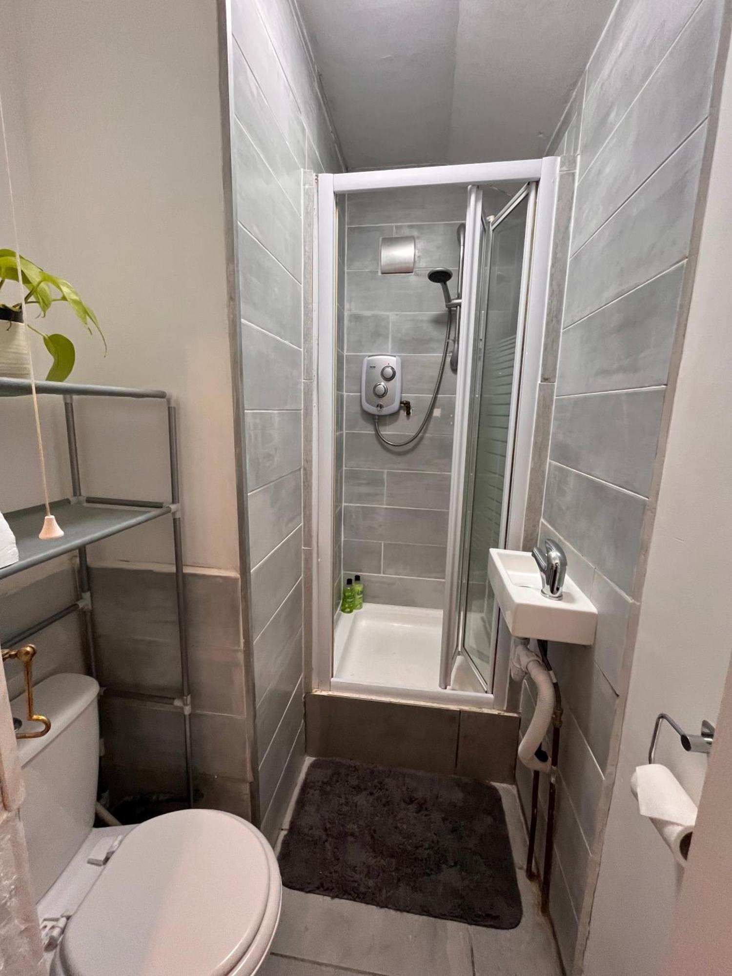 Apartment Mile End London