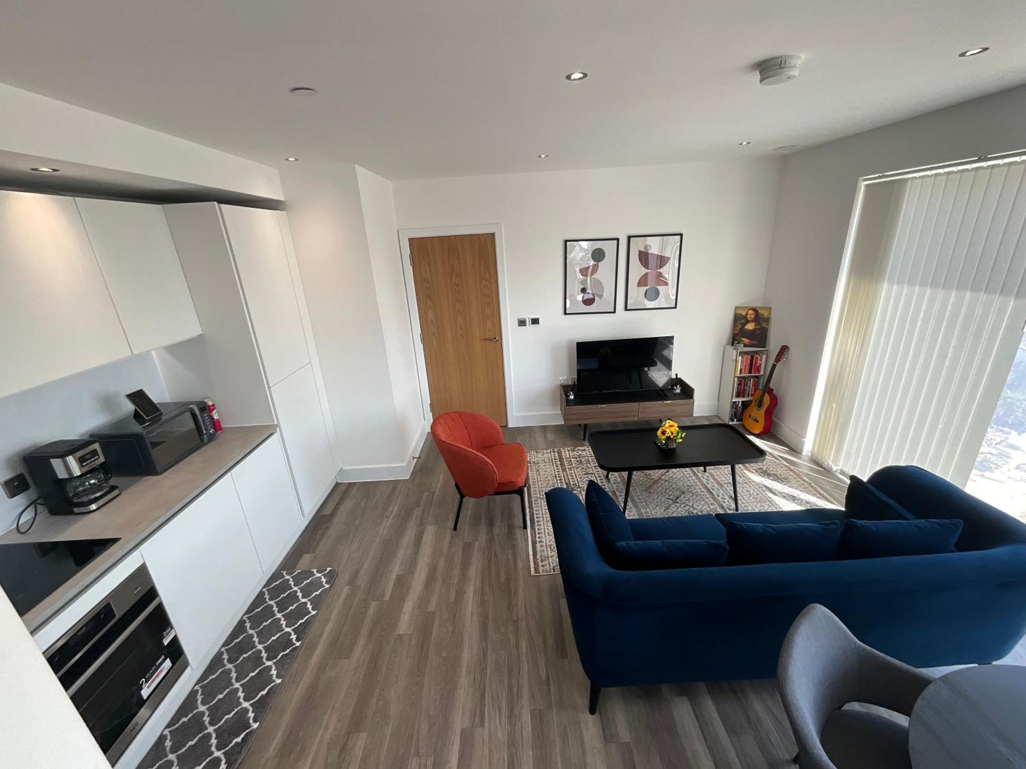 Apartment Deluxe Double Bed In Shared Near Canary Wharf, Airport & O2 Arena With Thames View London