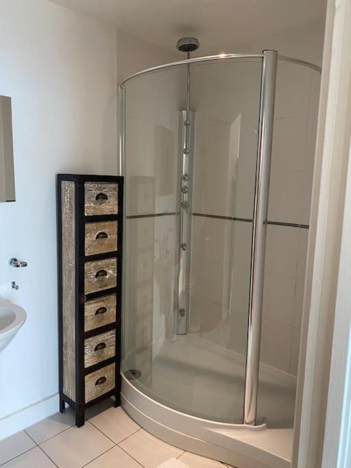 Luxury 3 Bed Apartment *