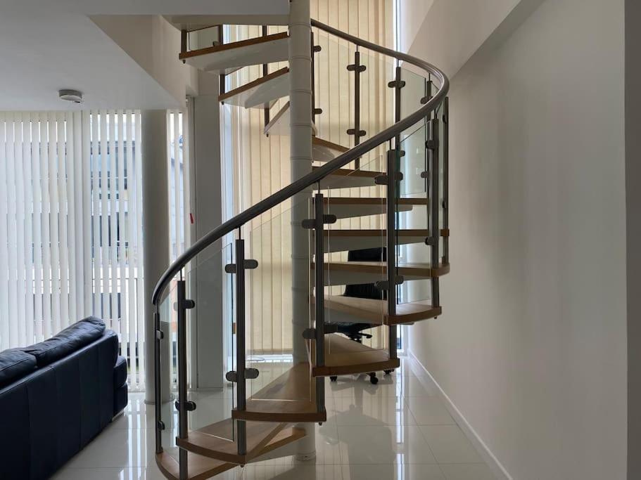 Apartment Luxury 3 Bed *
