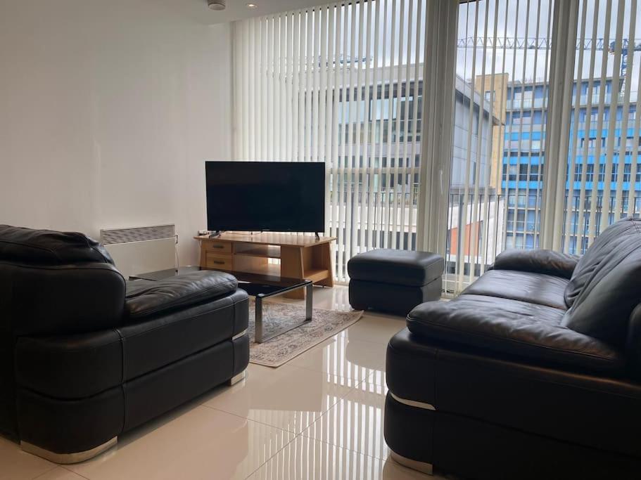 Luxury 3 Bed Apartment London