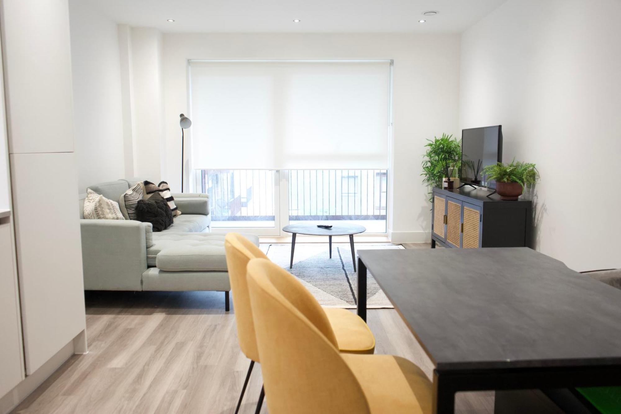 Luxury Flat In Royal Wharf * London