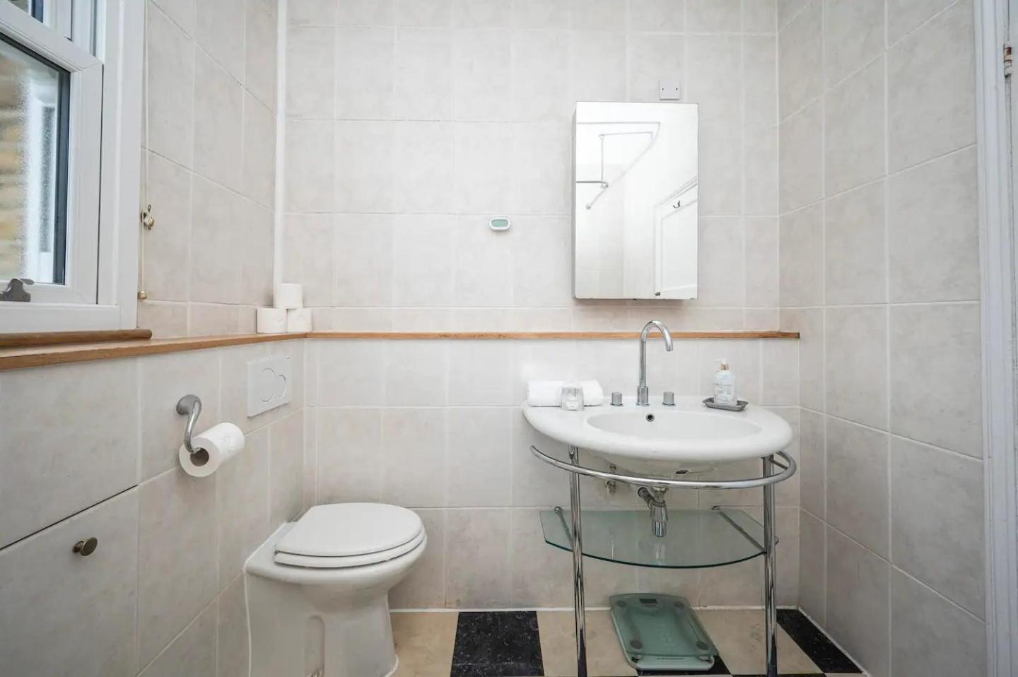 Holiday home Pass The Keys Large Period House With Garden Near Peckham