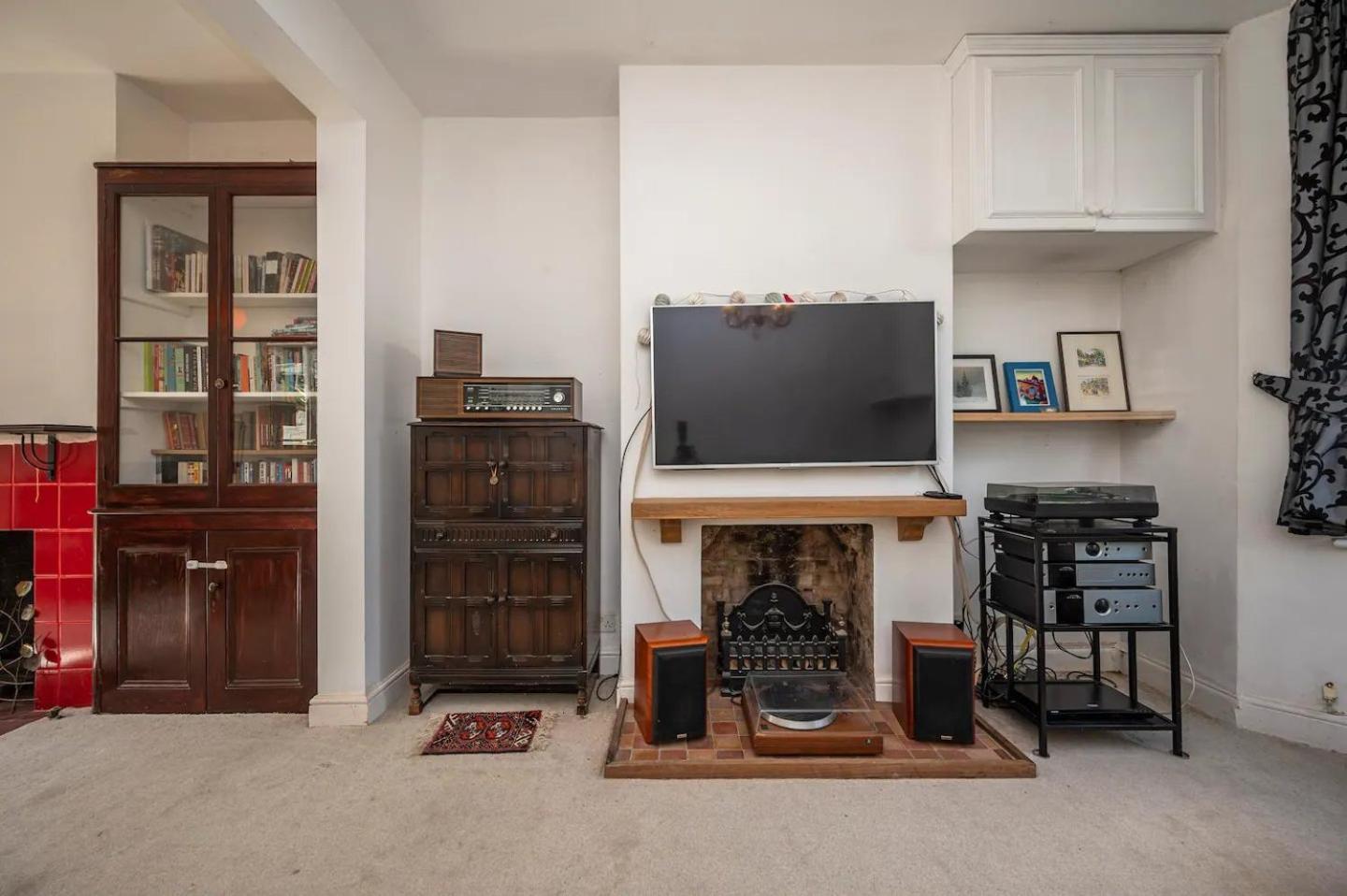 Holiday home Pass The Keys Large Period House With Garden Near Peckham *