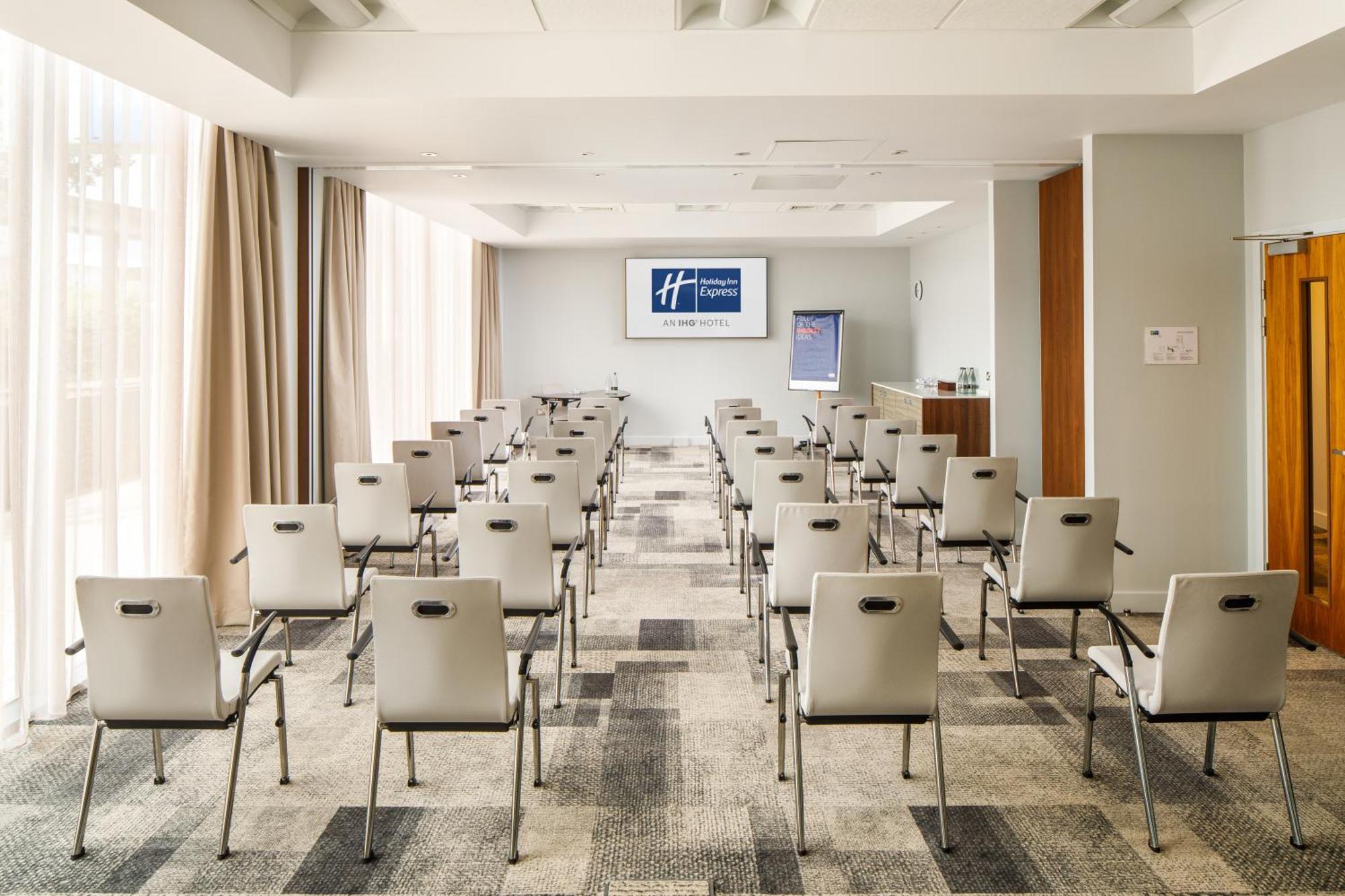 Express - Excel By Ihg 3* London