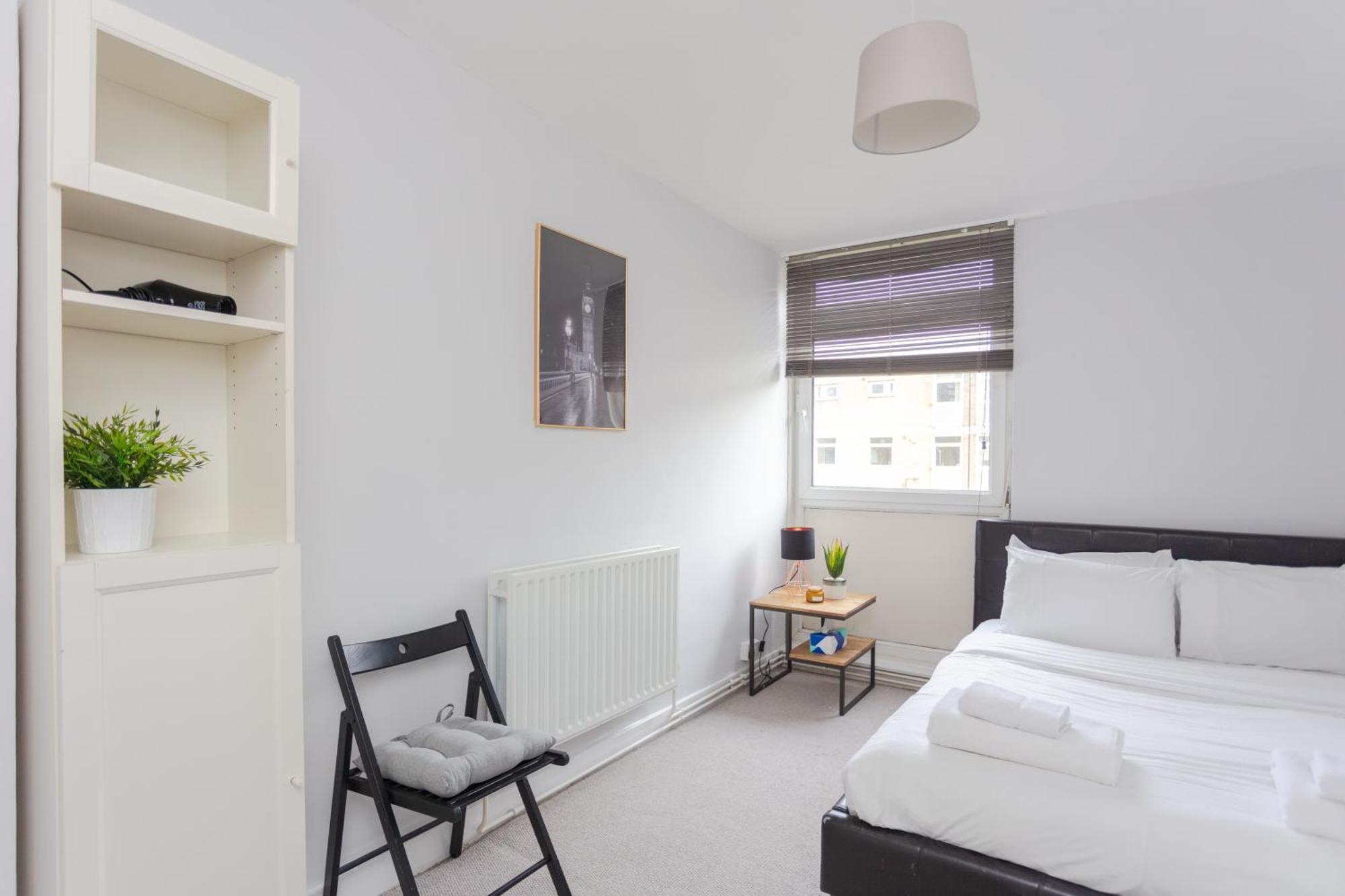 Spacious 3 Bedroom Flat In The Heart Of Shoreditch Apartment London