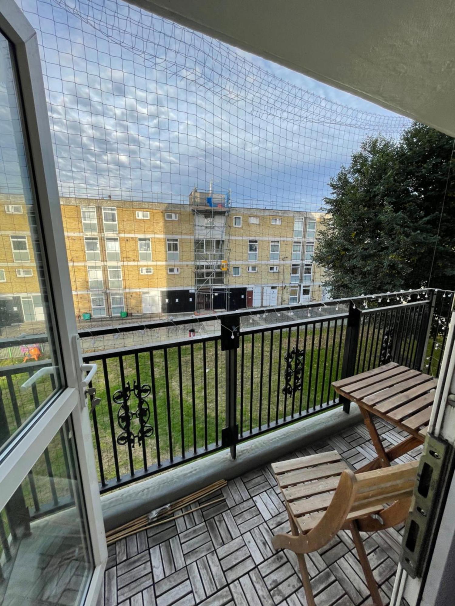 Spacious 3 Bedroom Flat In The Heart Of Shoreditch London