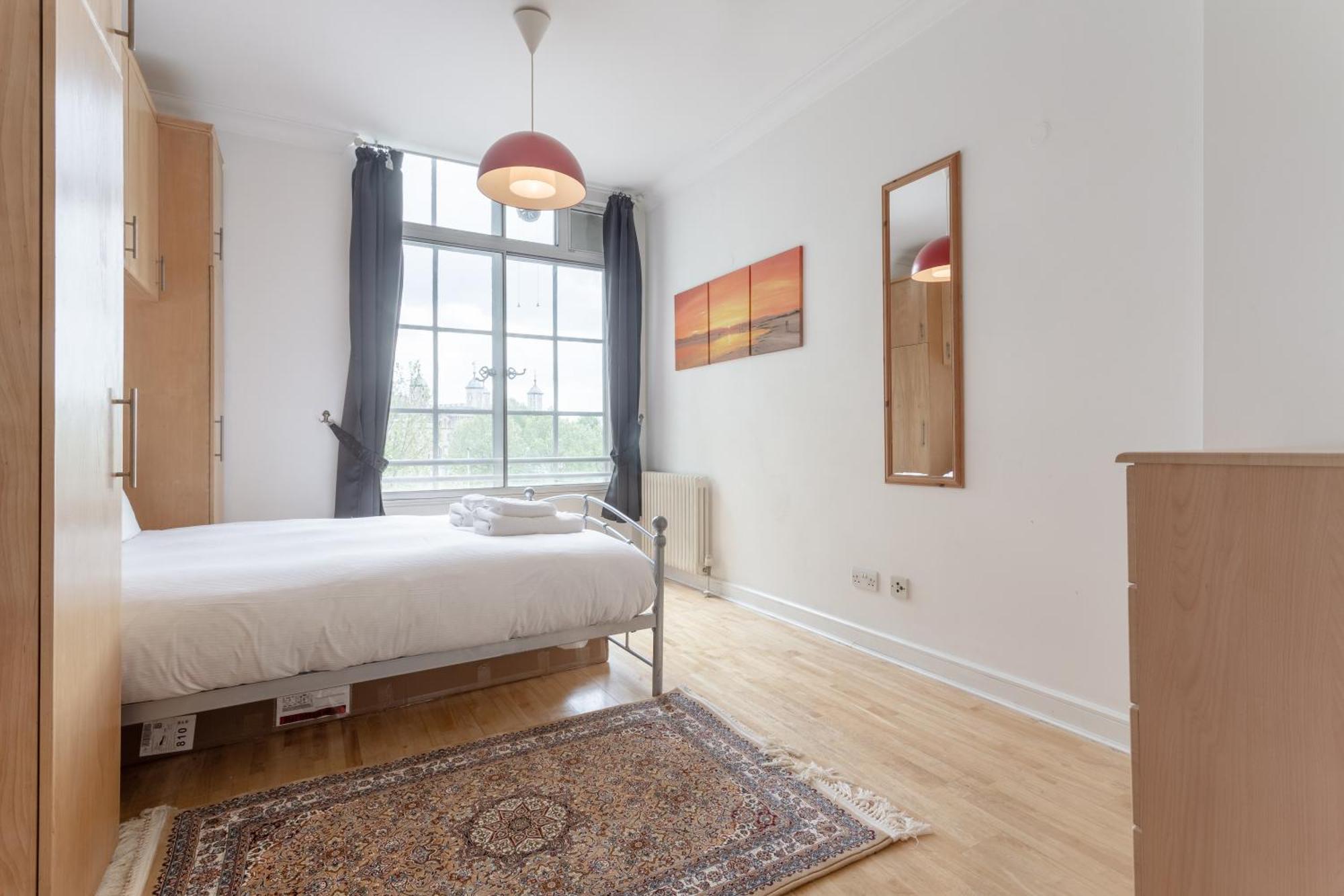 Large & 2bd Flat - Tower Hill Apartment London