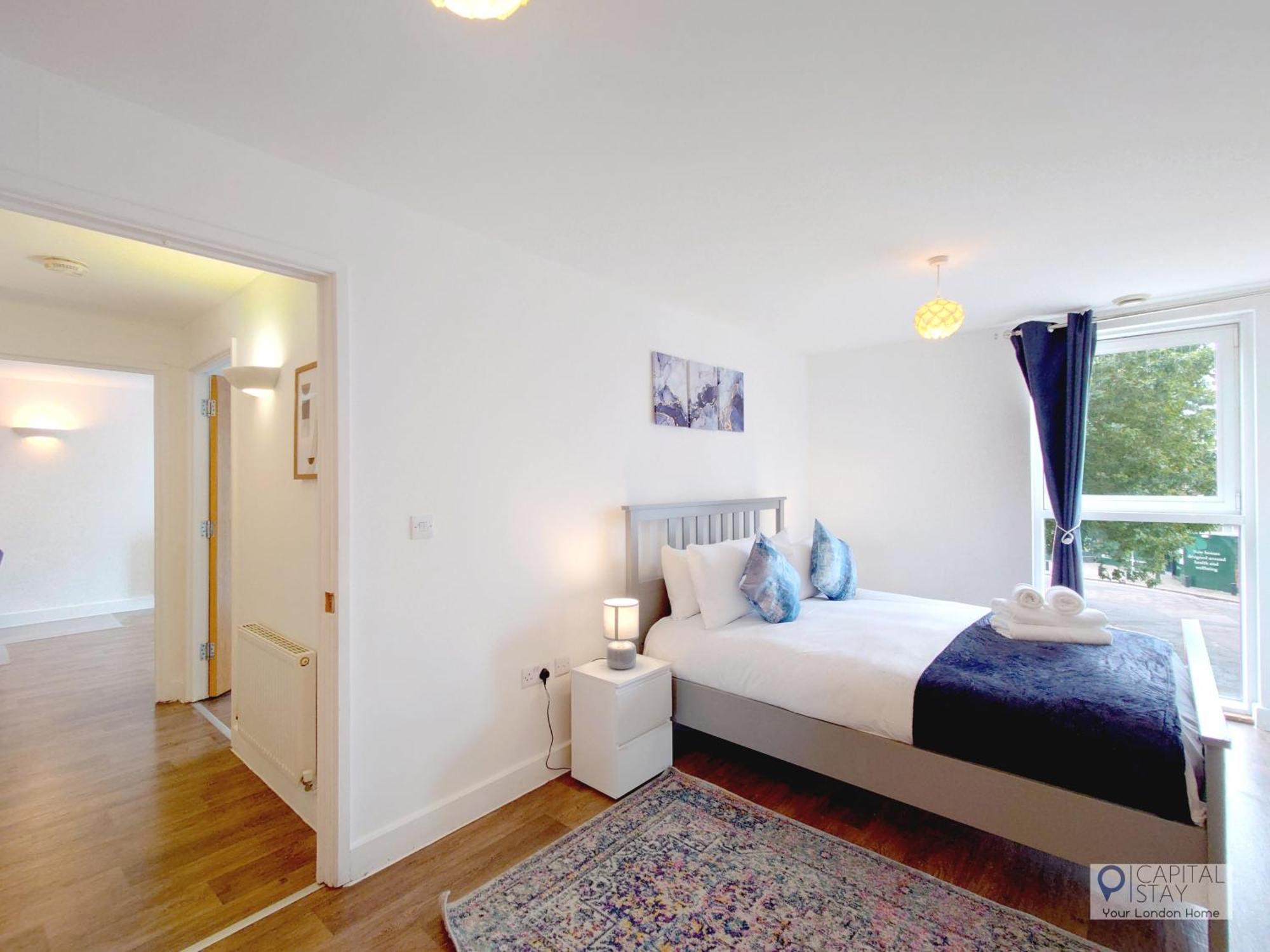Two Bed Serviced By Docklands Apartamento