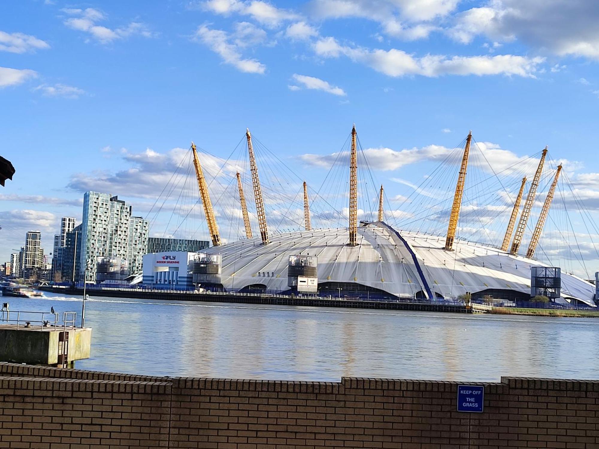 Immaculate 3bed Apt, Close To O2, Excel, Stadium &