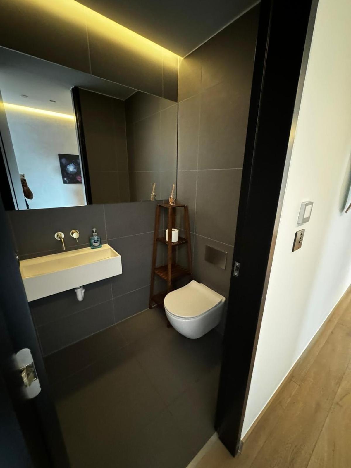 Shoreditch 3 Bed 2 Bath Large Terrace & Park View *
