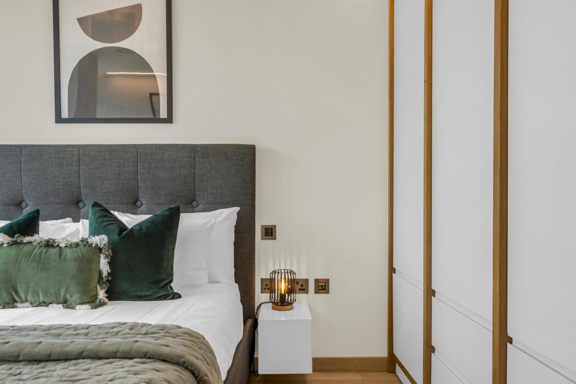 Apartment Mysquare One Bedroom Serviced In Stratford London